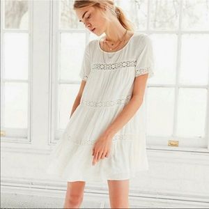 Alice & UO Eleonora Eyelet Dress